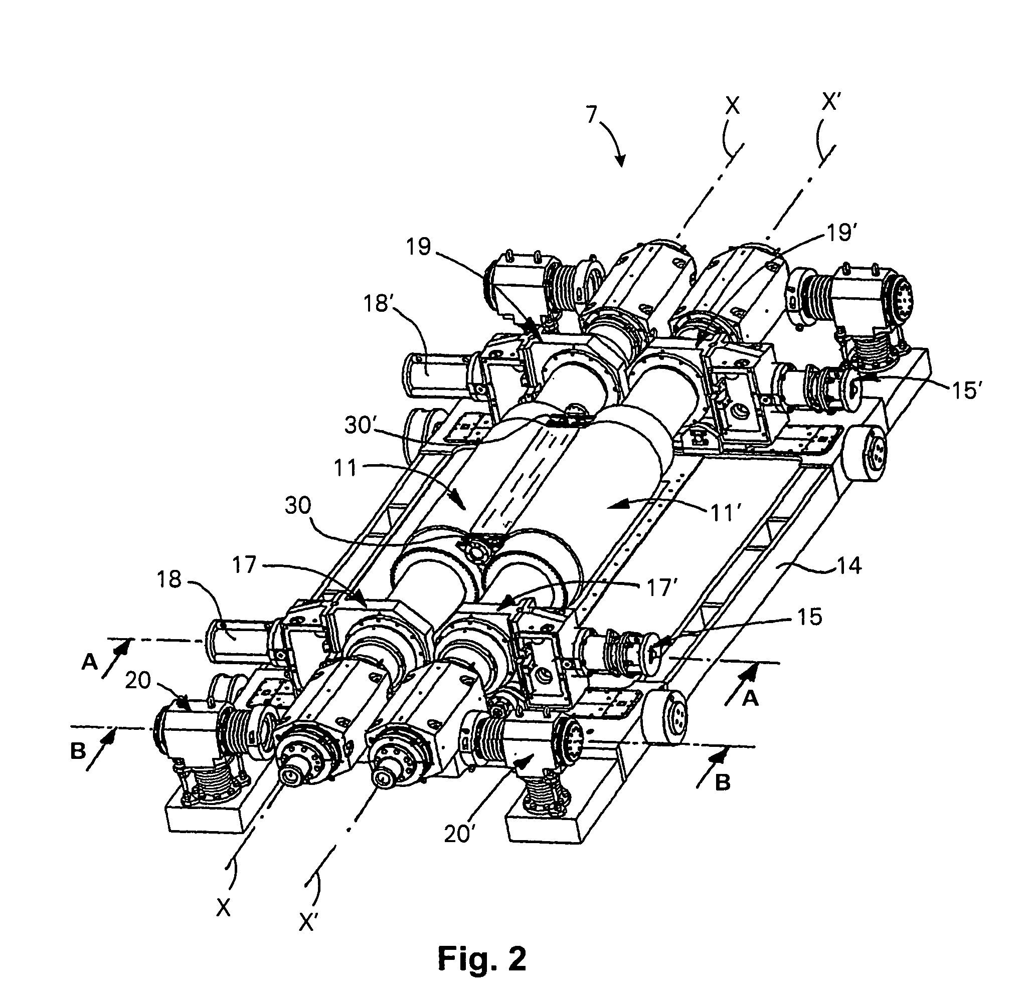 Roll support device for continuous metallic strip casting