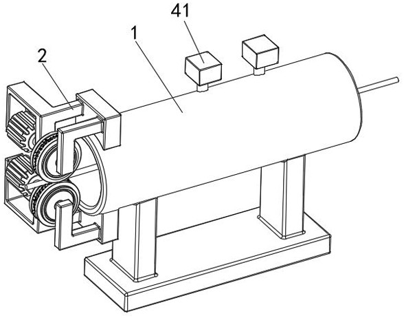 Spraying device for photovoltaic welding strip