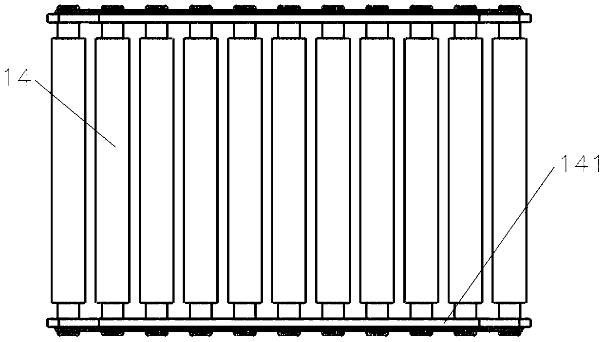 A ship-mounted electronically controlled fish-water automatic separation device and separation method