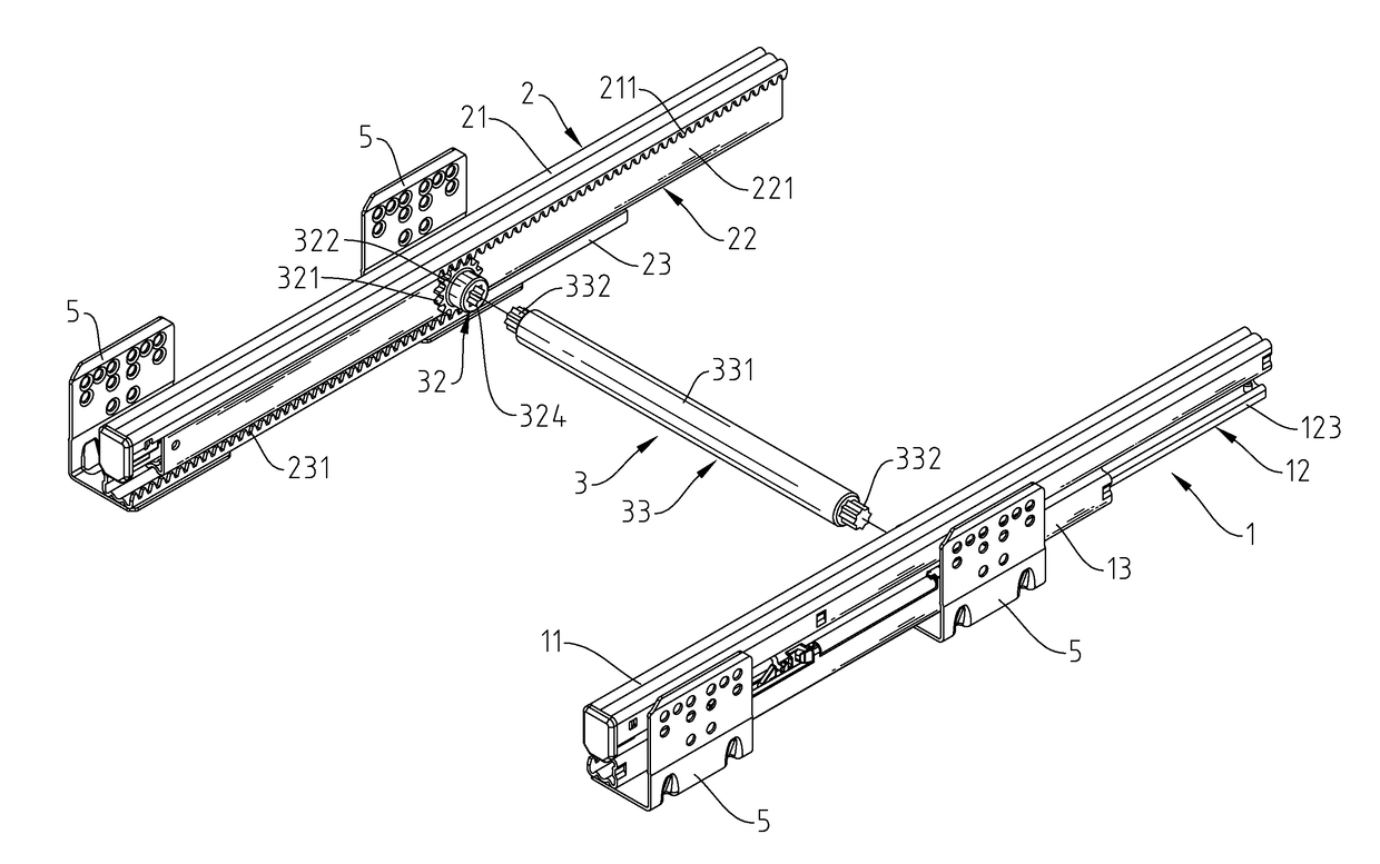 Synchronising sliding rail assembly