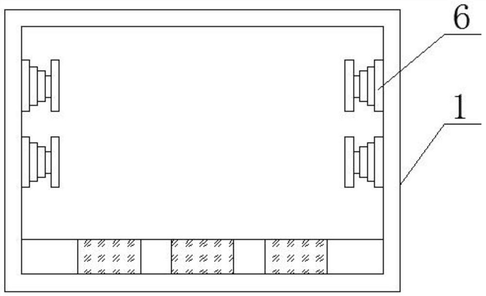 Vehicle-mounted sliding type refrigeration box