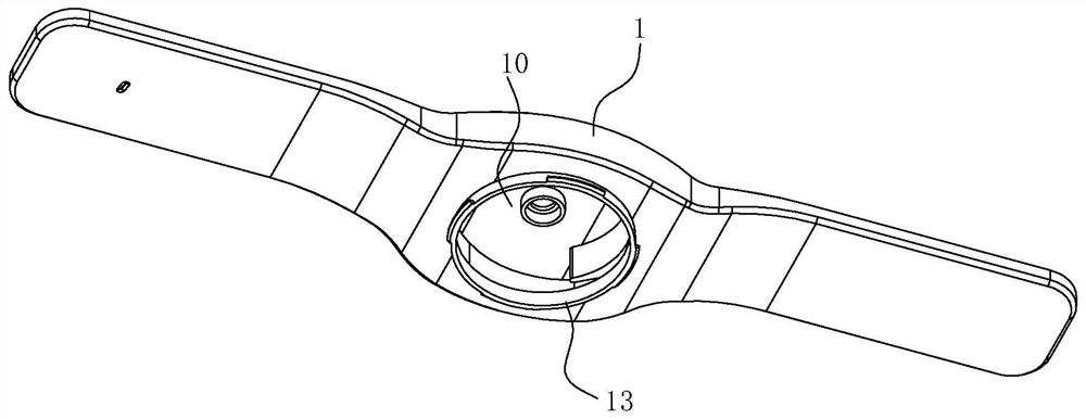 Spraying arm for cleaning machine