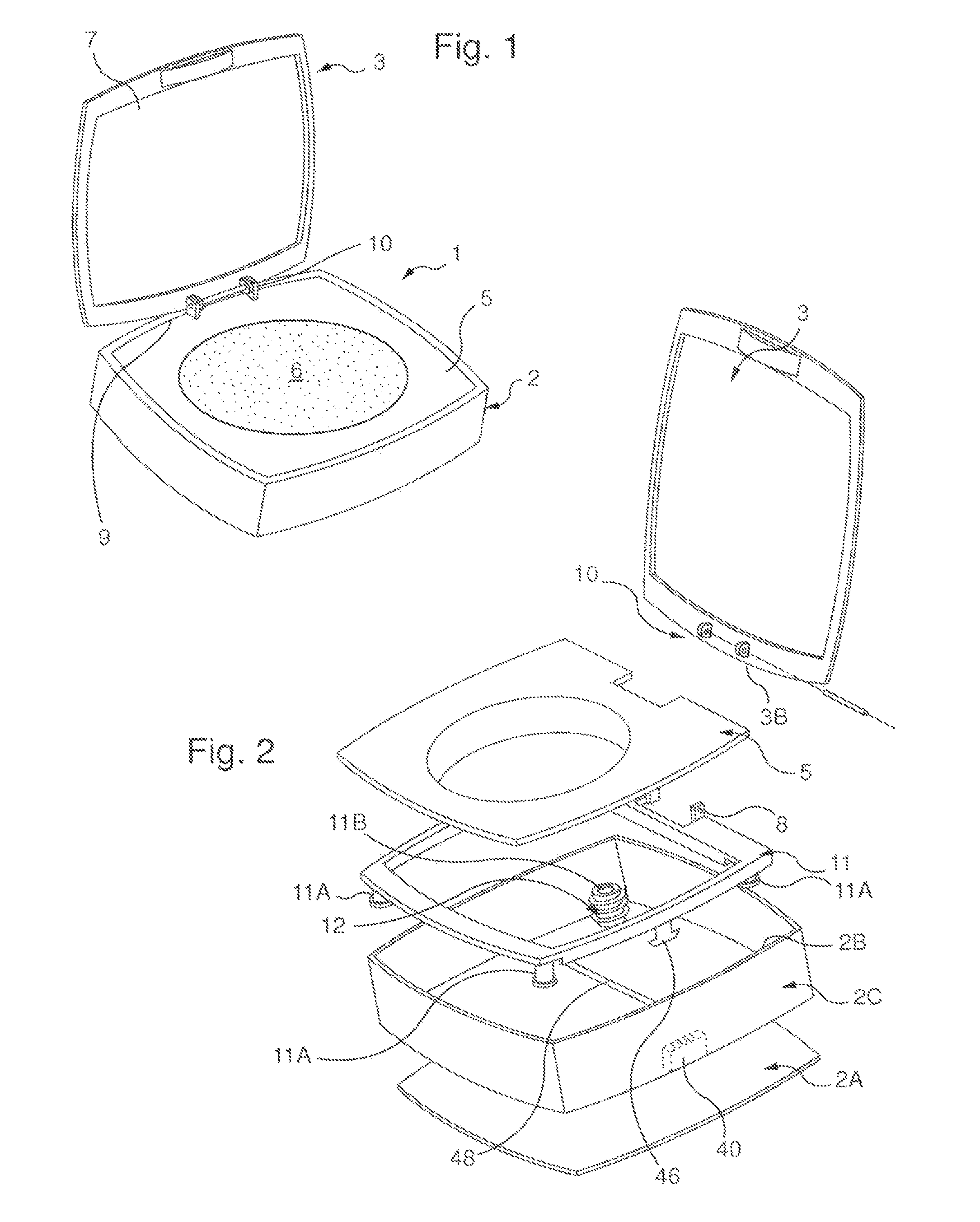 Case for cosmetic or body hygiene product having a retractable hinge