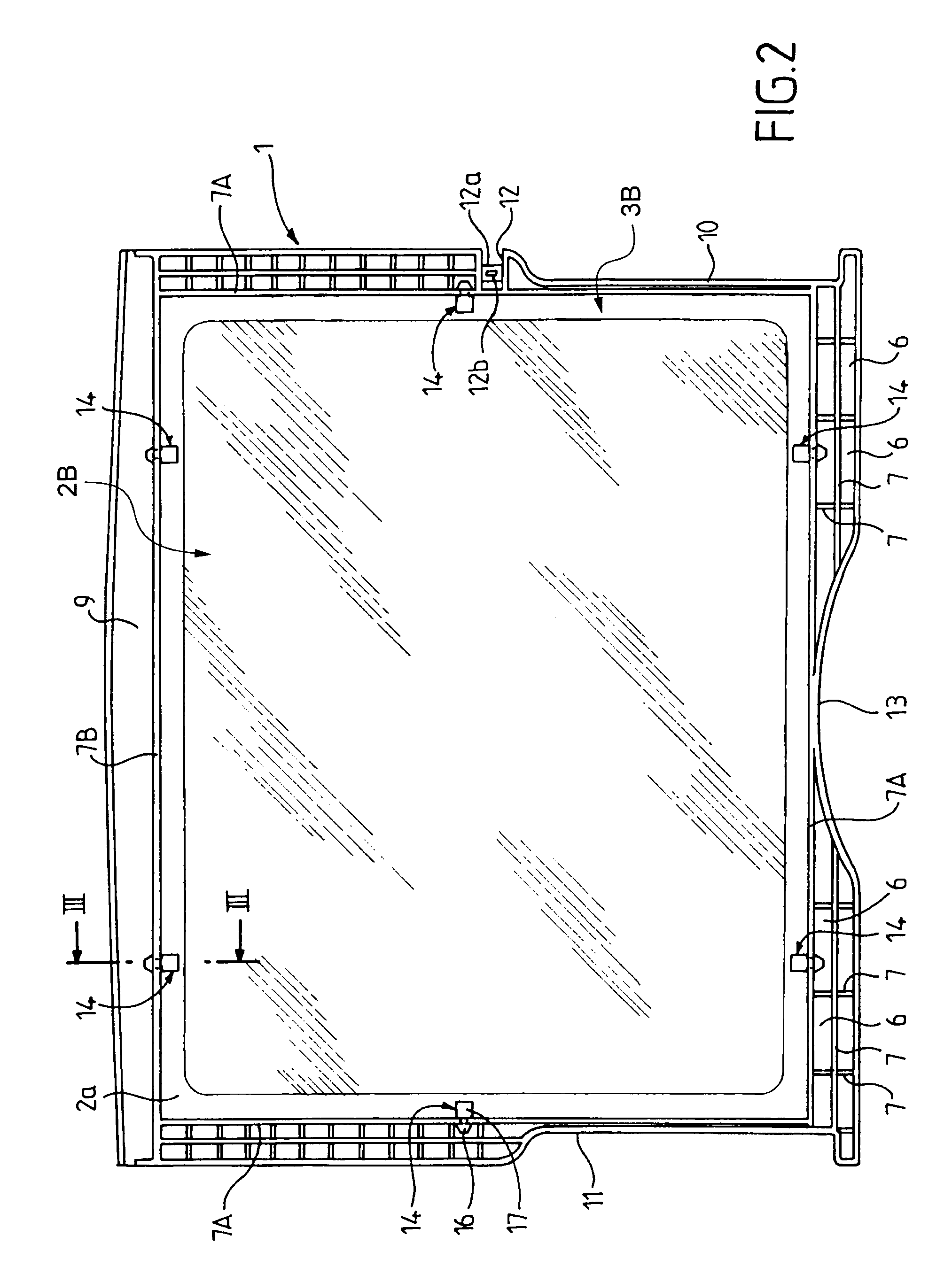 Shelf, in particular for refrigerated installations