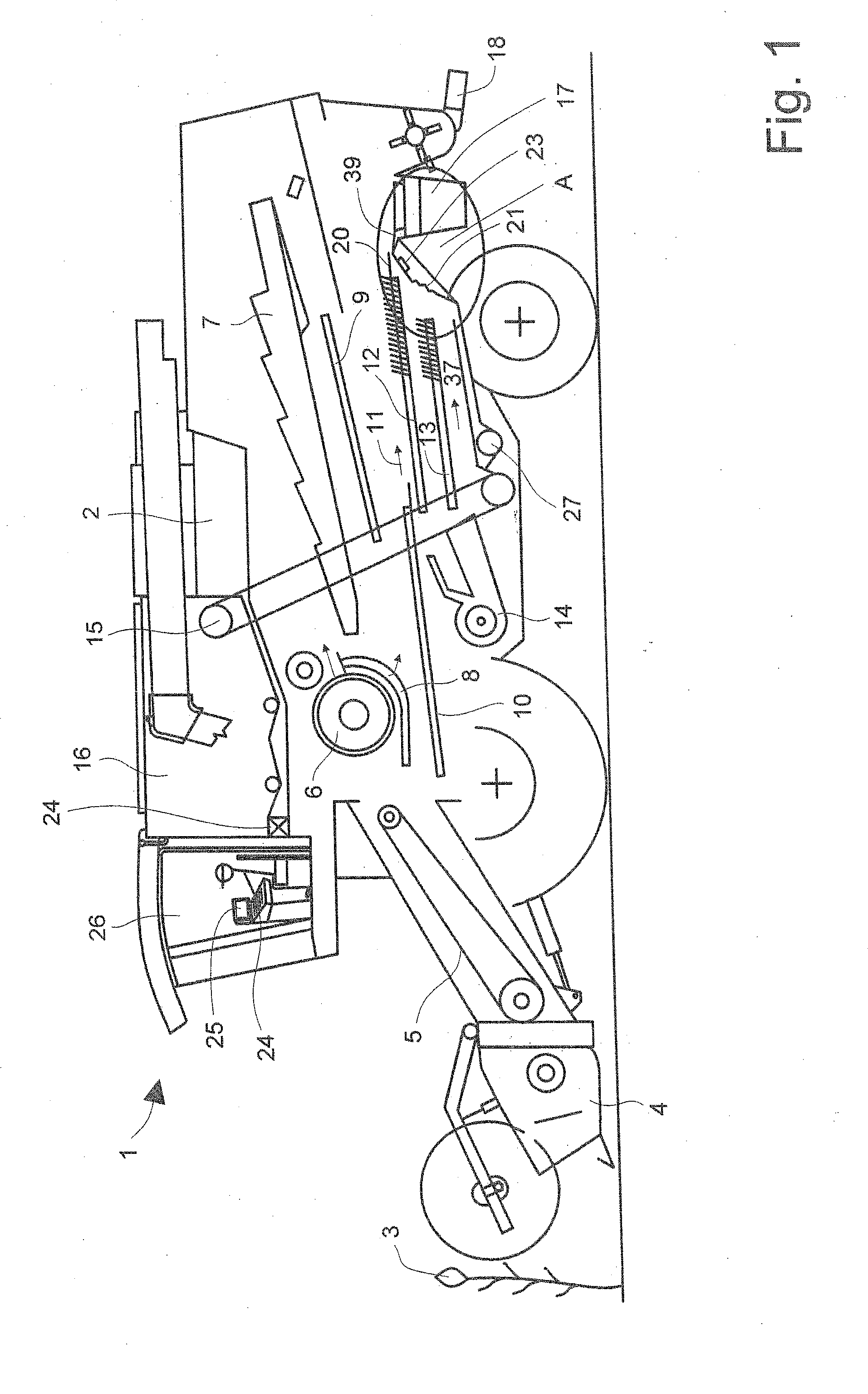 Self-propelled agricultural harvesting machine with loss-measuring device