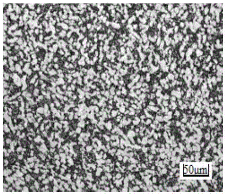 Forging machining method of large-sized bar materials of TC4 (Ti-6Al-4V) titanium alloy