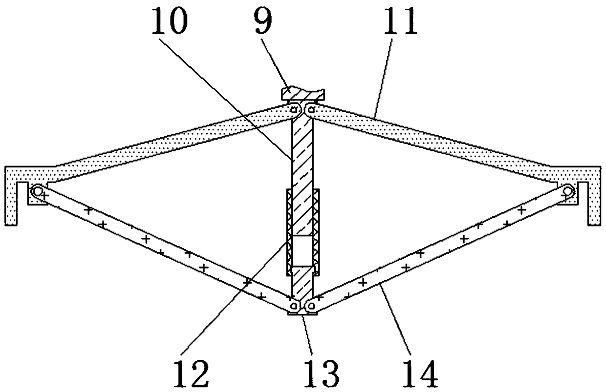 Paper diaper glue spraying device facilitating fixation