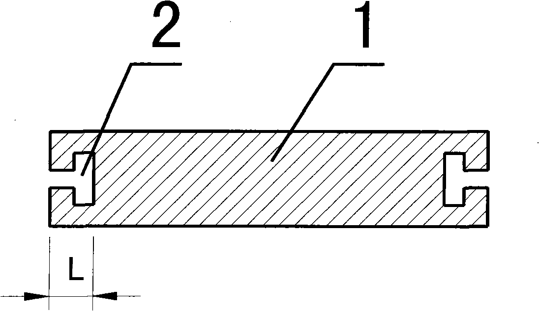 Doweling type wooden floor and method of processing the same