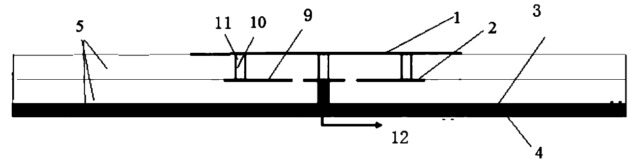 Low-RCS phased-array antenna and RCS reduction method thereof