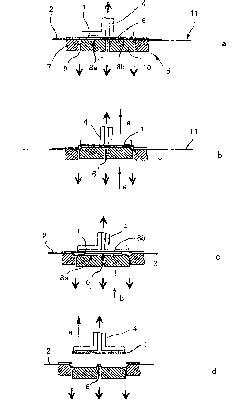 Method and device for detaching a component which is attached to a flexible film