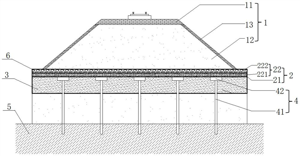 Pile-supported soft soil roadbed reinforcing structure and reinforcing method