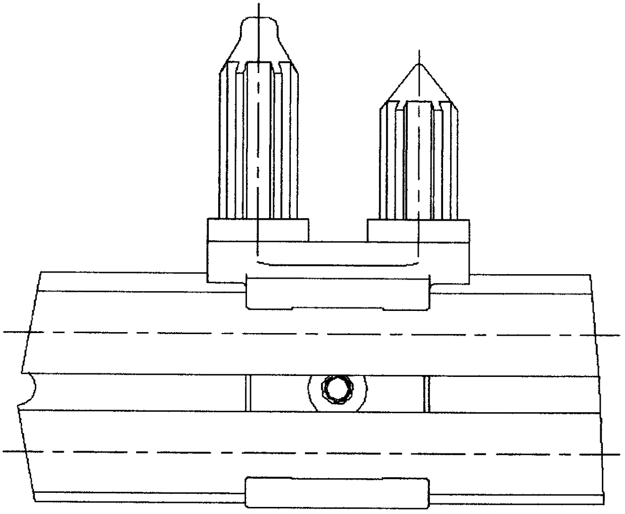 Device and method for conveying bobbins