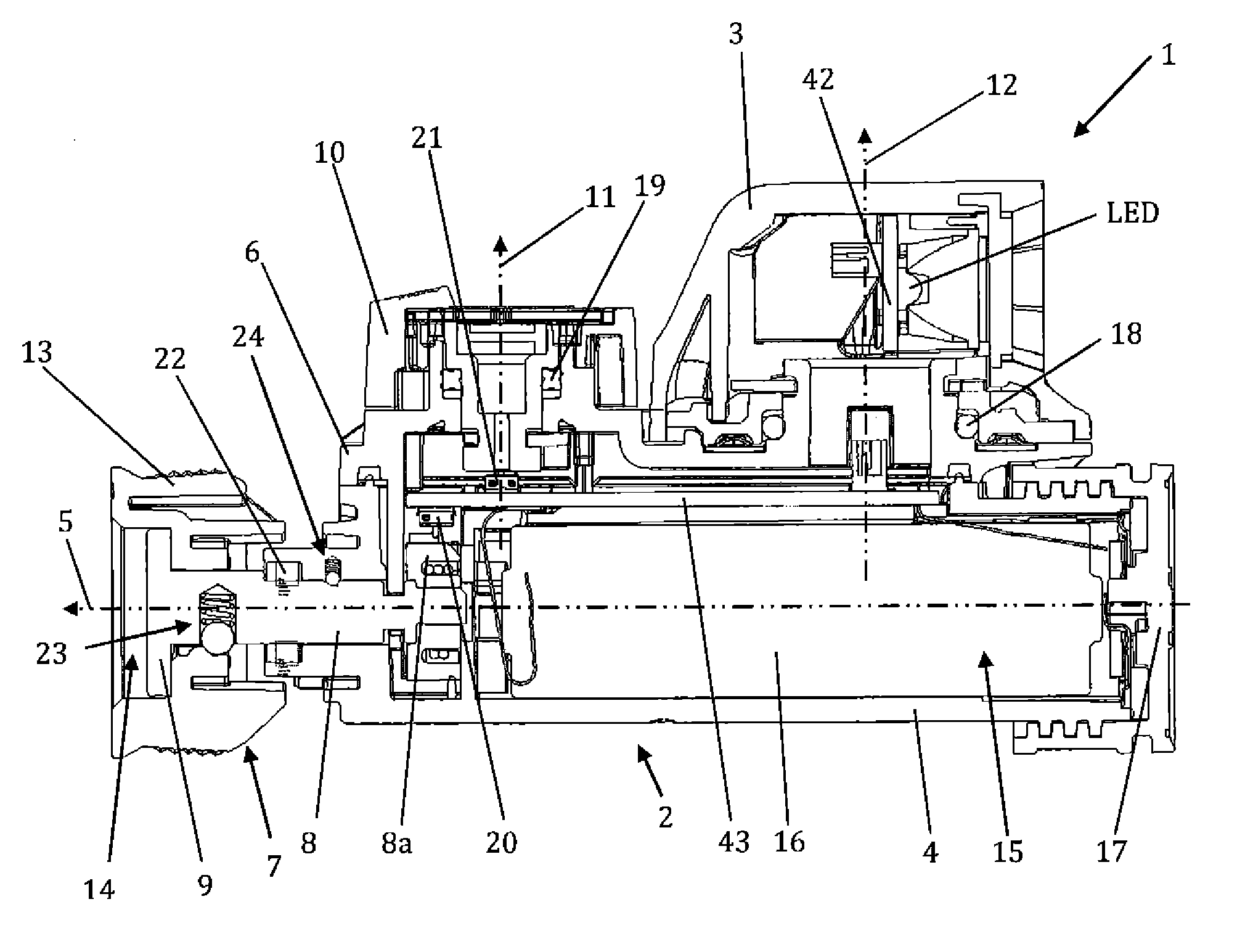 Portable electric lamp with a compact casing housing a lighting module controlled by a rotary actuator