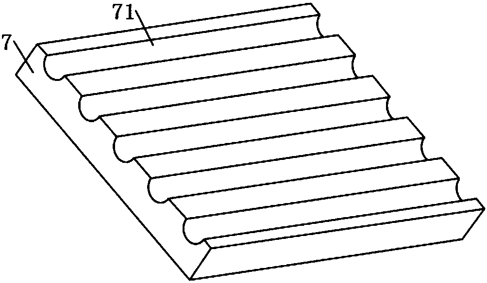 Integrated remediation device for heavy metal contaminated soil