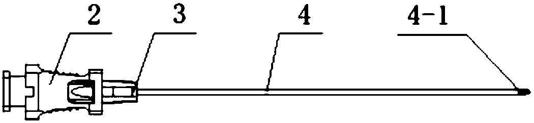 Vascular sheath assembly and method for establishing vascular intervention pathway in minimally invasive manner by use of same