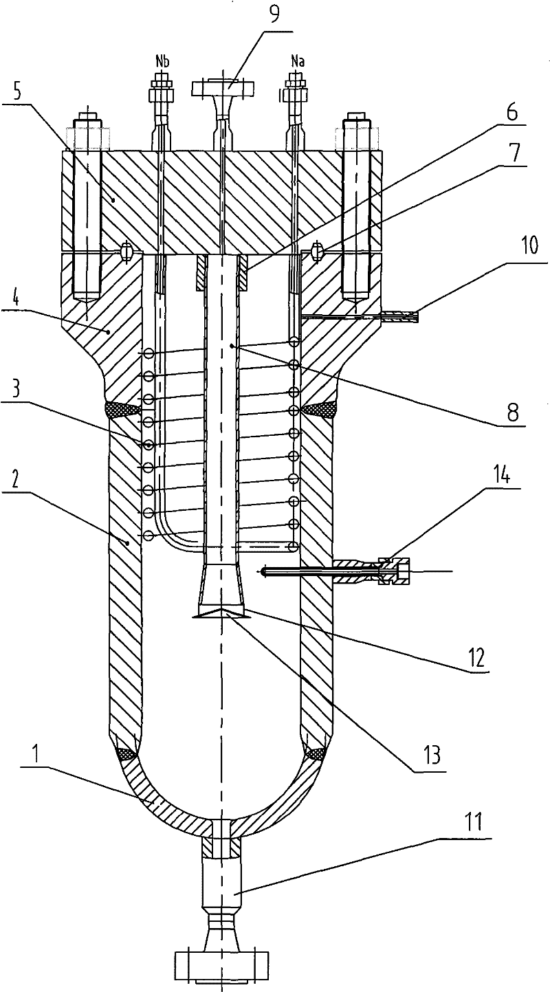 Desalting and deslagging device for supercritical water treatment of waste organic substances