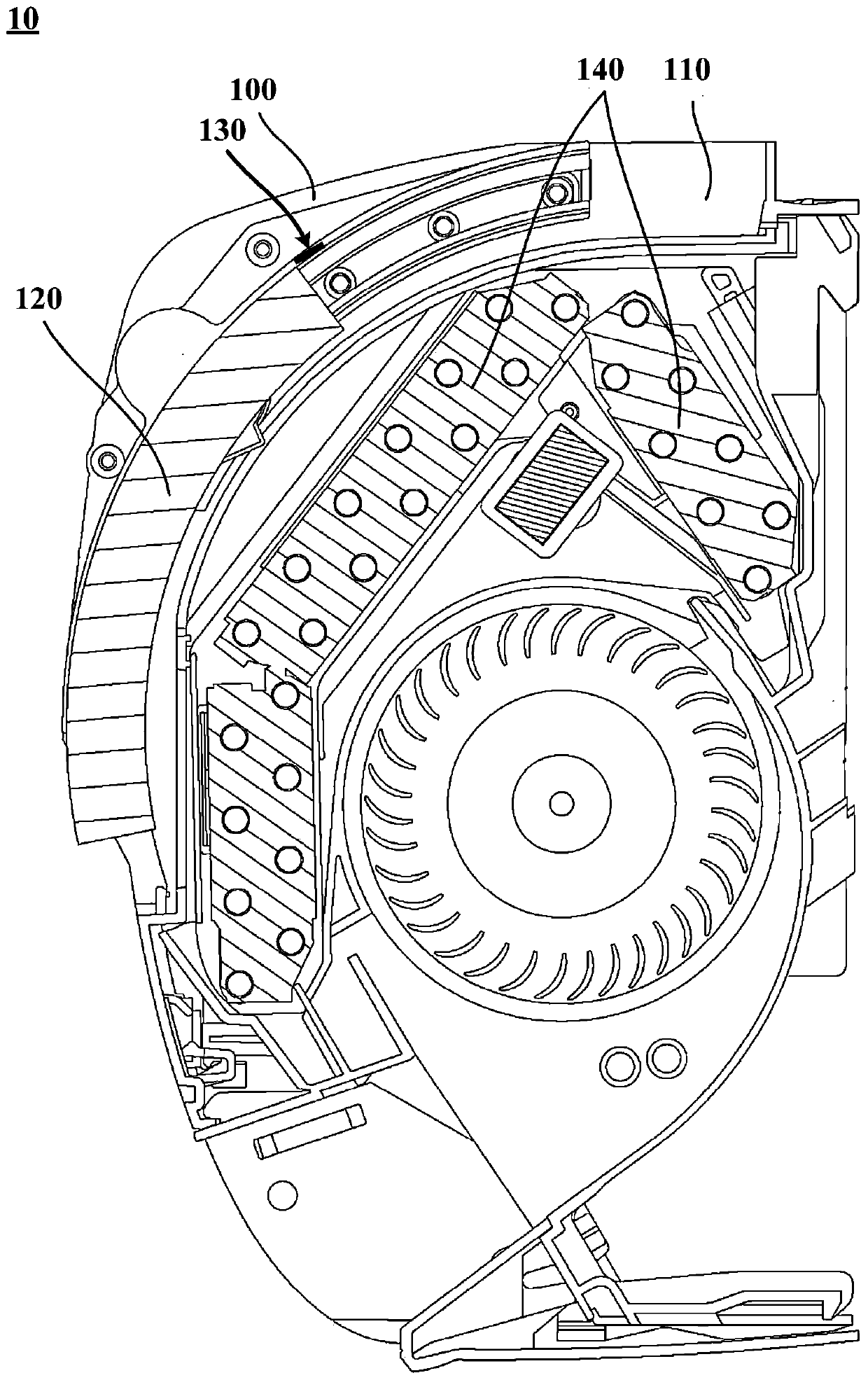 Air conditioner indoor unit and cleaning method for dedusting module