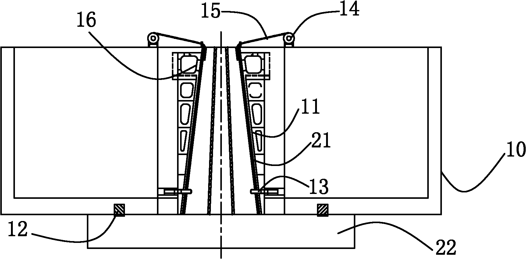 Connection and disconnection structure of floating production storage and offloading (FPSO) mooring floater and boat body