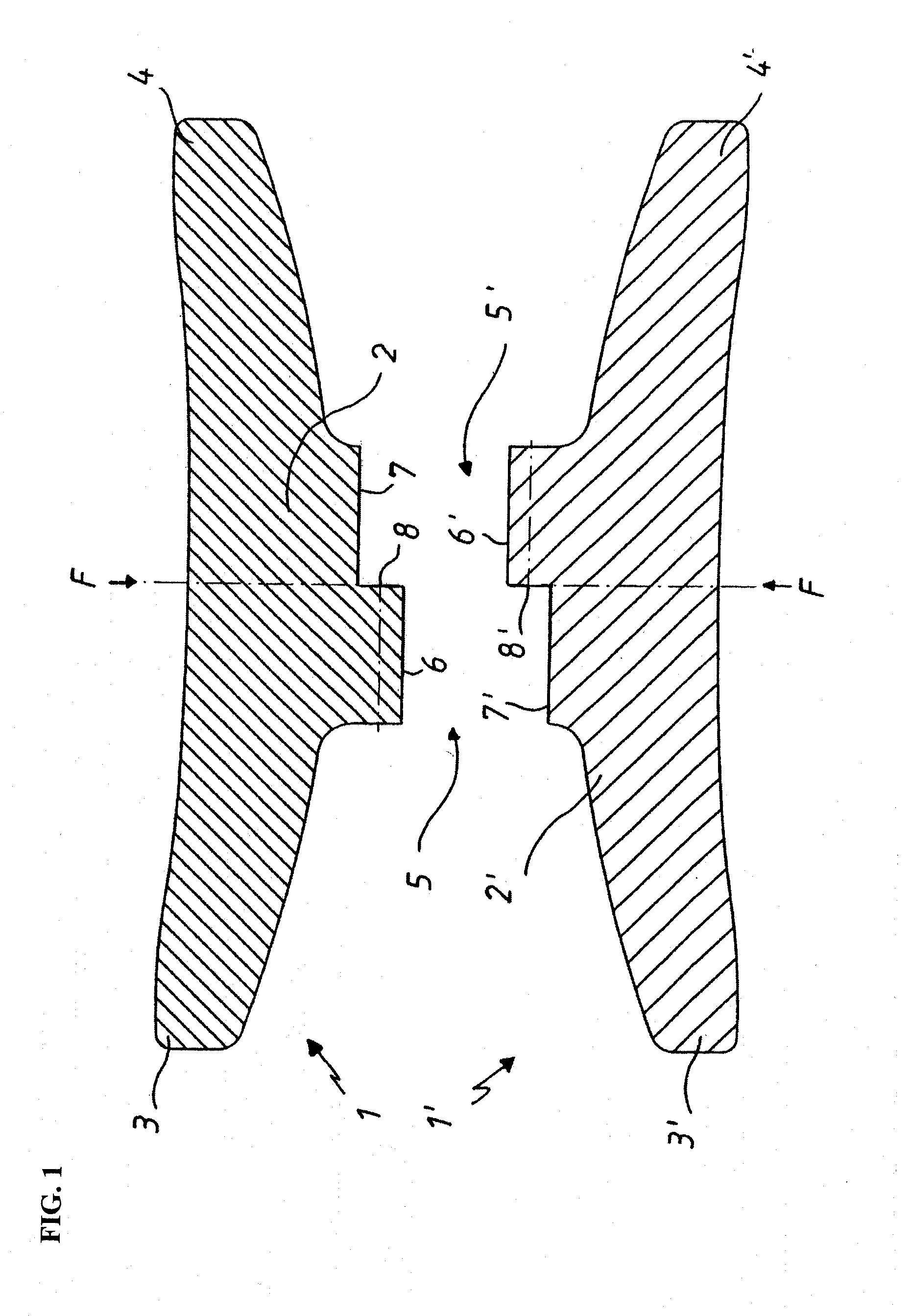 Sealing element for sealing flange surfaces on internal combustion engines