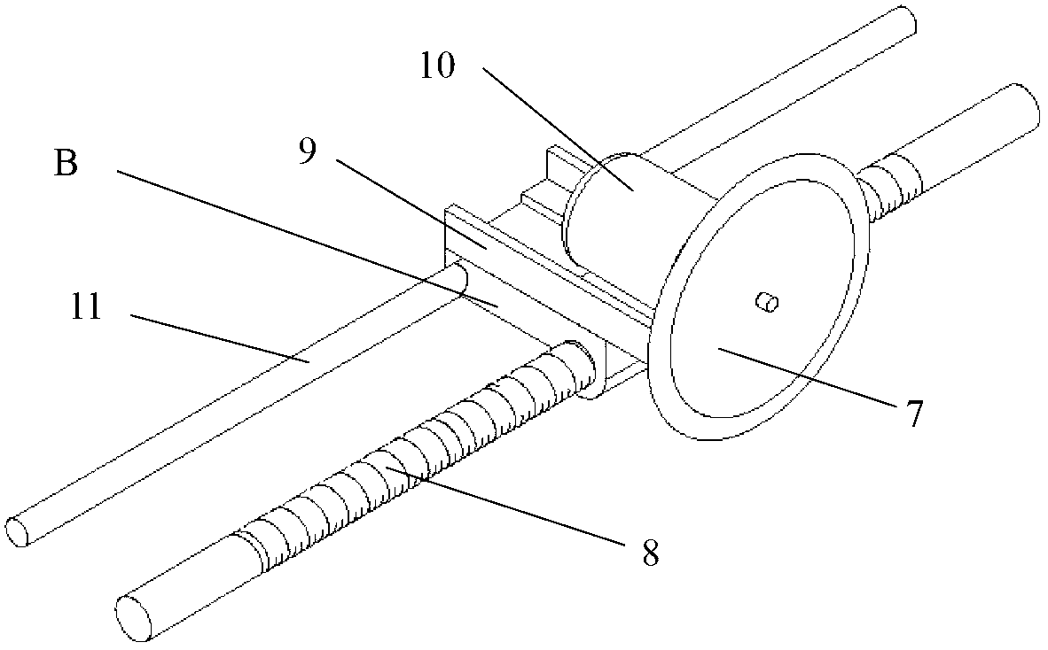 Packaging bag unpacking device capable of binding materials