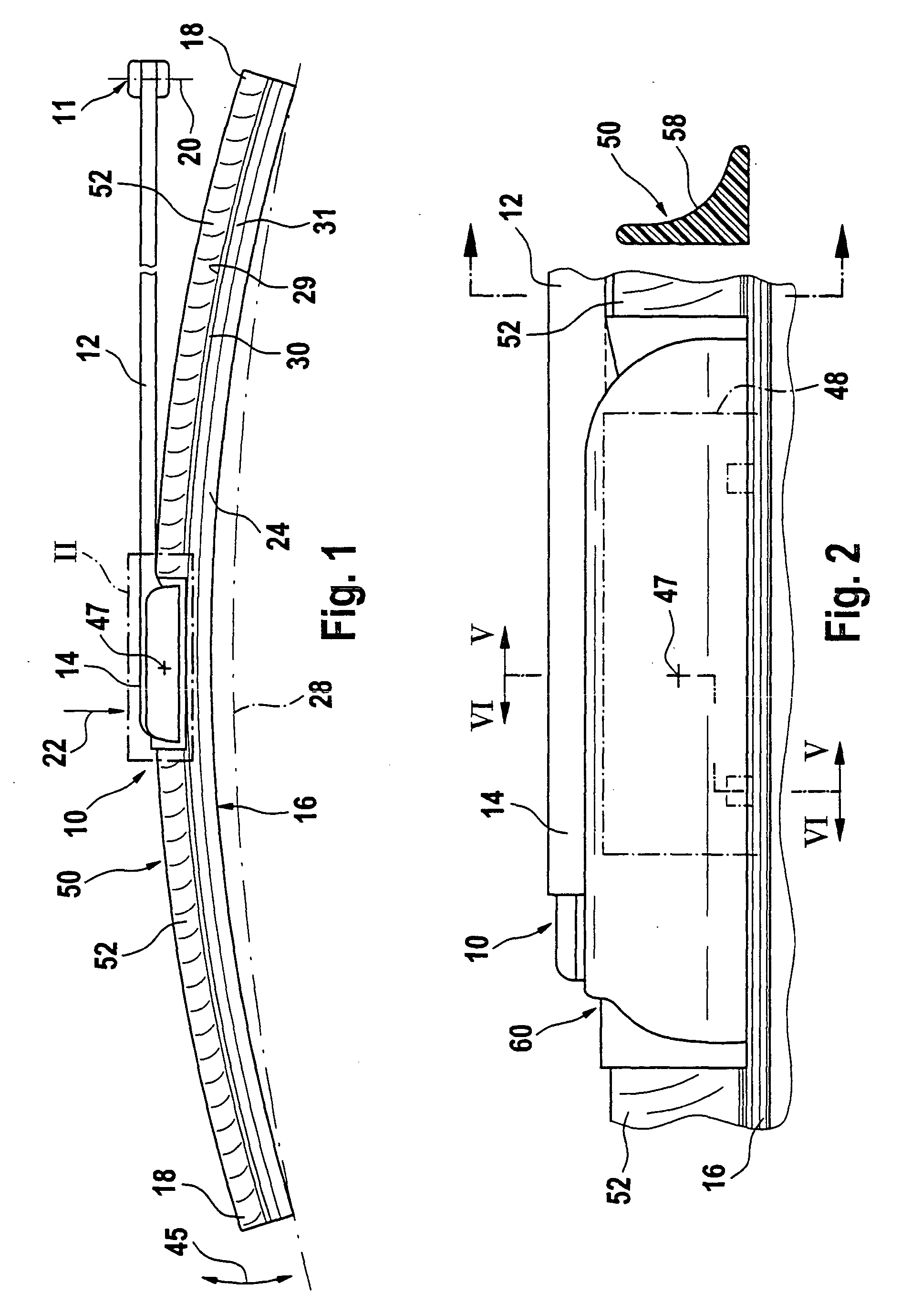 Windscreen wiper with a driven wiper arm and wiper blade jointed thereto for cleaning screen in particular on motor vehicles