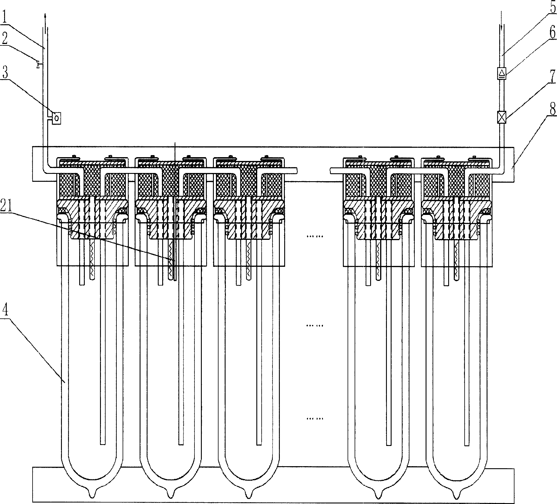 Weather non-water tank pressure-bearing solar water heater