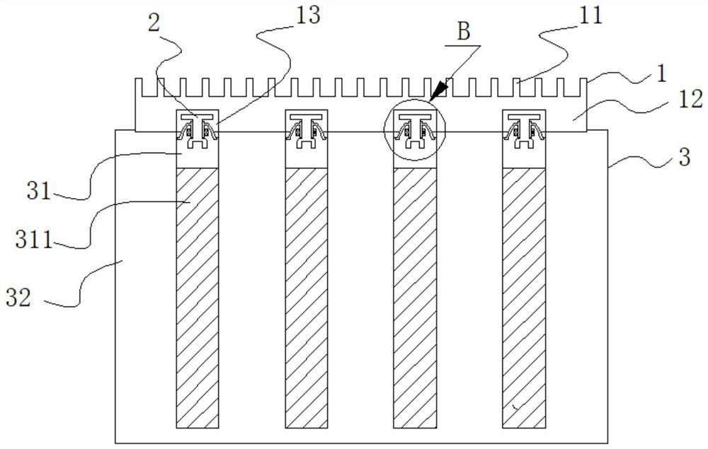 Phase change heat storage solar water heater with self-adaptive cooling structure