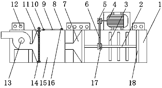 Mechanical algae removal device