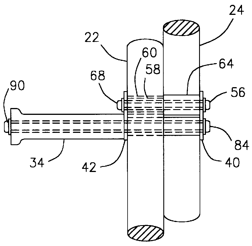 Device for gathering and lifting leaves