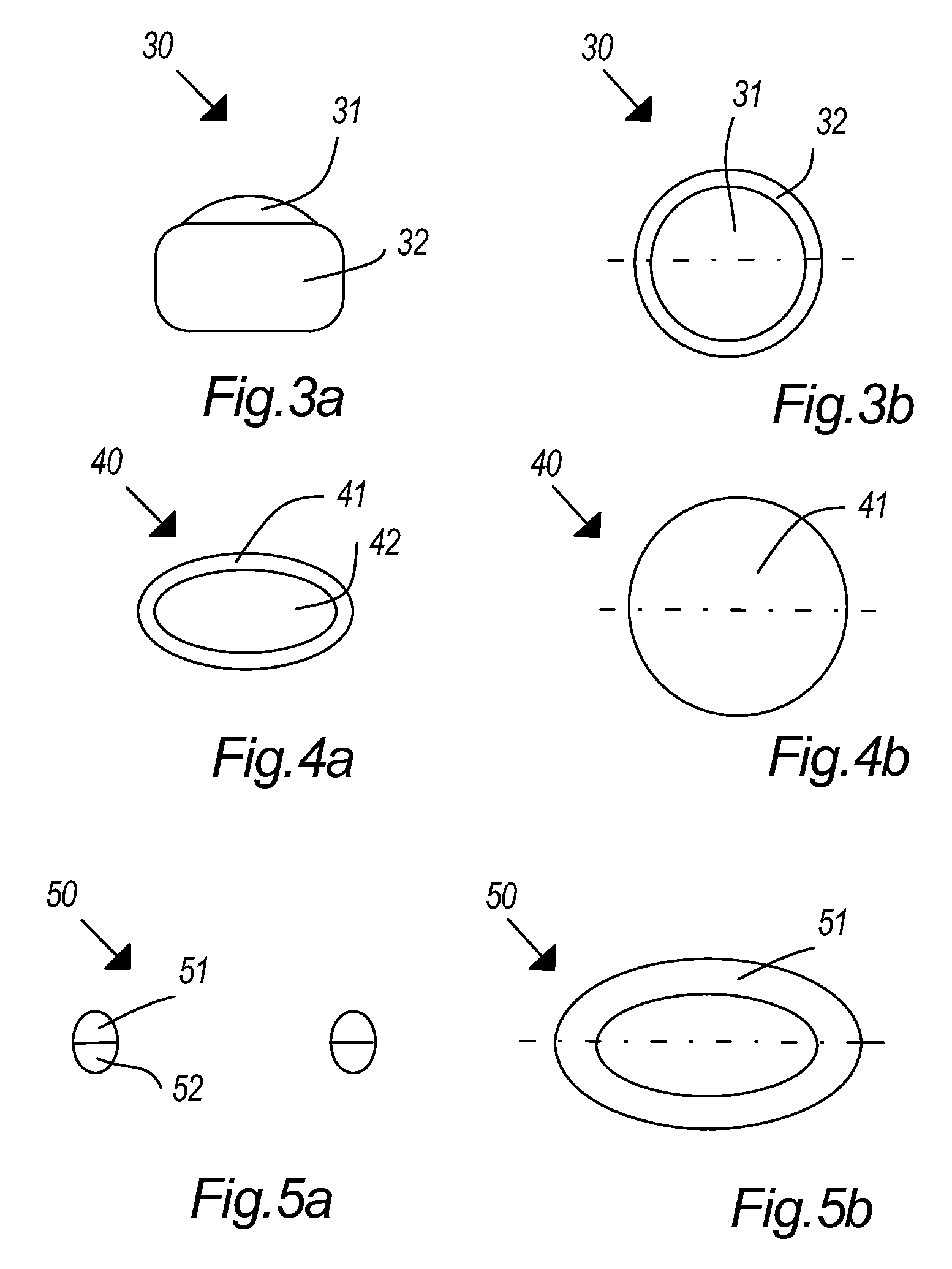 Chewing gum tablet and method of dosing pharmaceutically active ingredients in such chewing gum tablet