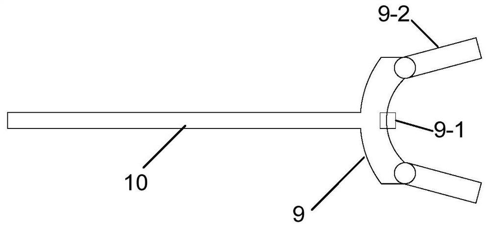 A sample conveying system applied to a vacuum interconnection system