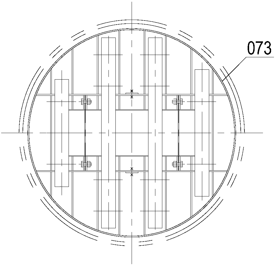 Continuous sulfur adding device and continuous sulfur adding process for thionyl chloride rectification systems