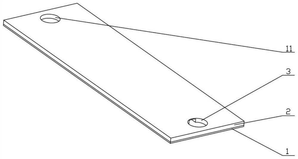 A microchannel cold plate structure with reverse dredging function