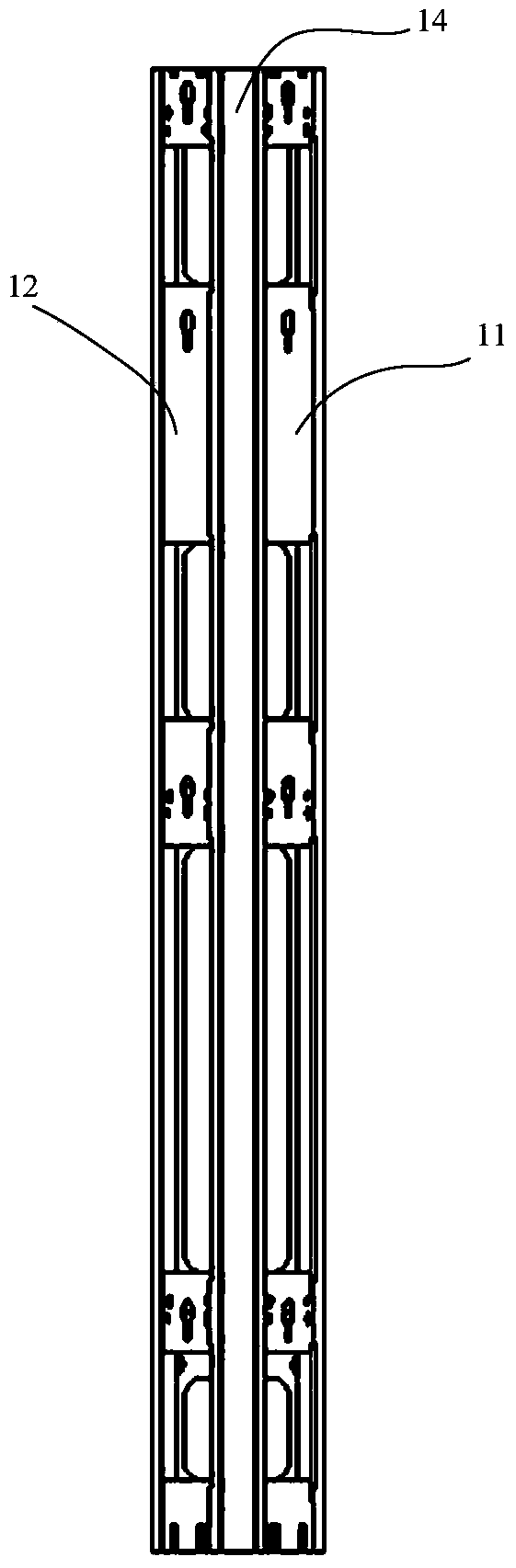 Connecting column and its installation method