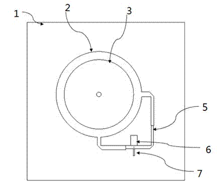 Broadband circularly-polarized radio frequency identification (RFID) reader antenna