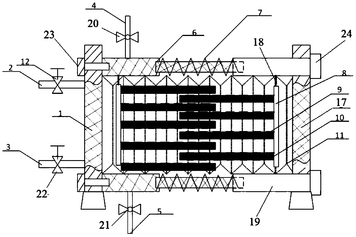 Variable-volume phase-change heat storage water tank