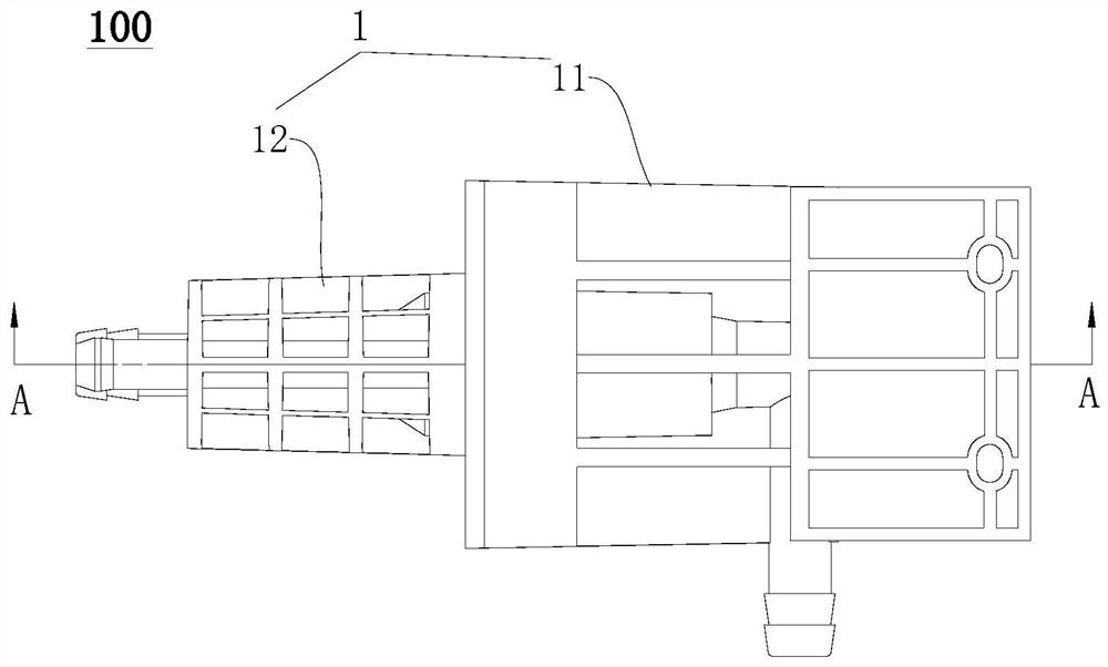 Mixing conveyor and delivery device for delivering washing agents and washing machine