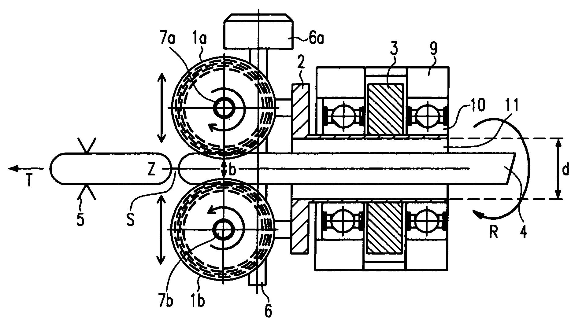 Apparatus and method for dividing a sausage strand