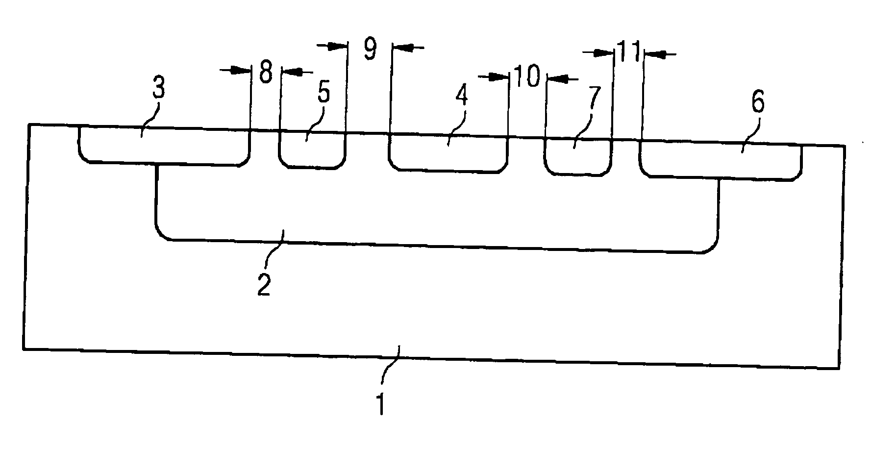 ESD protection structure with lower maximum voltage