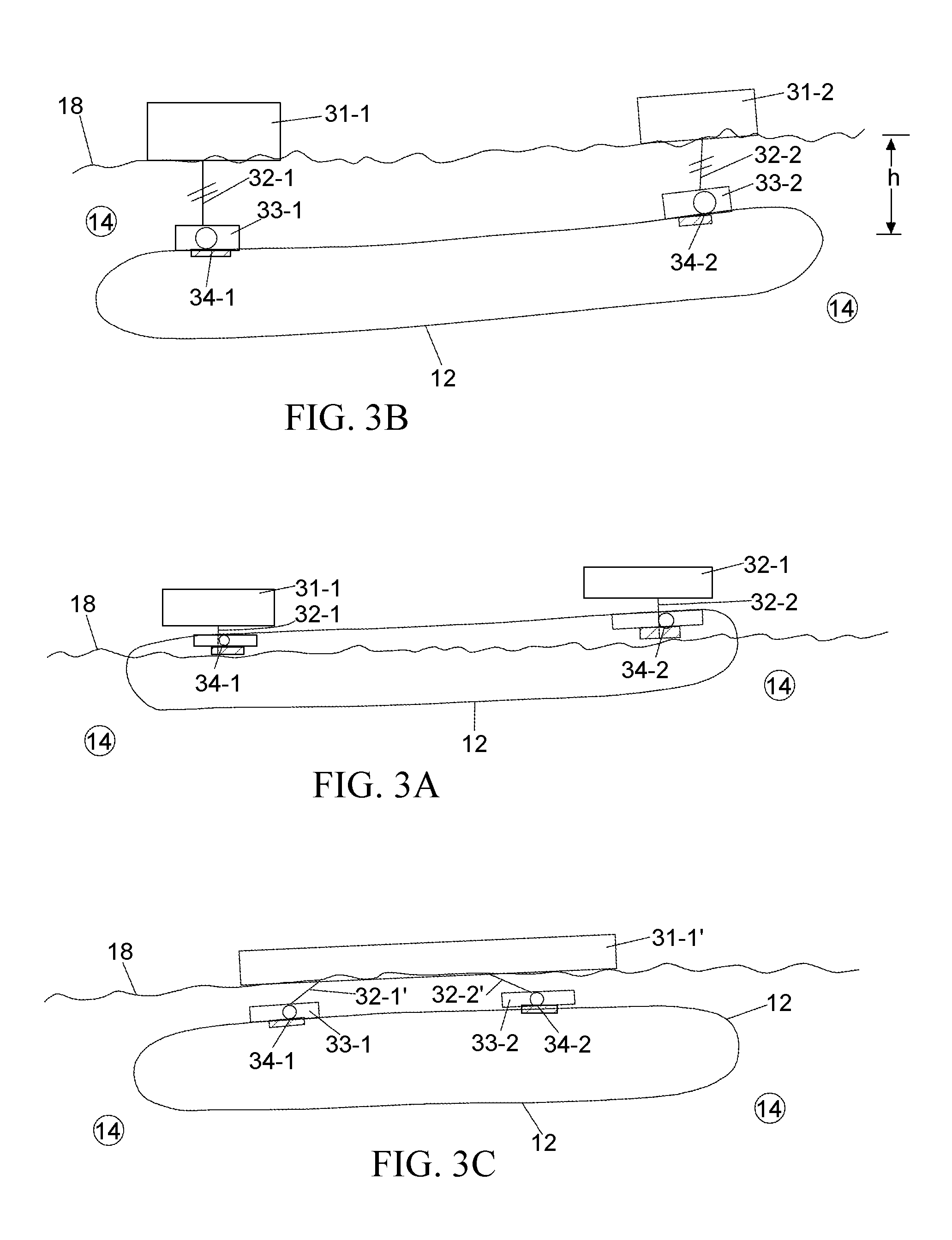 Algae bioreactor using submerged enclosures with semi-permeable membranes