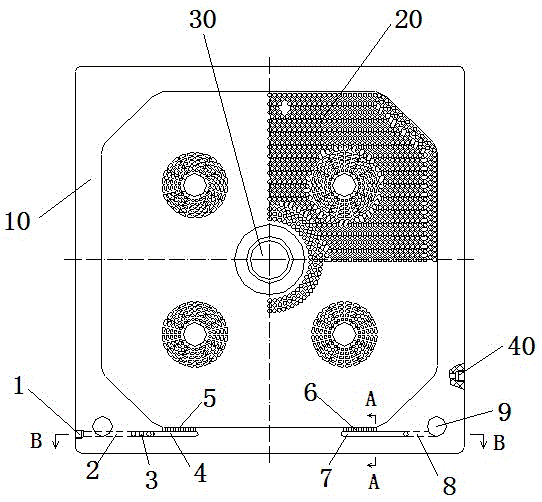 A diaphragm filter plate with a structure of synchronous discharge of light and dark flow