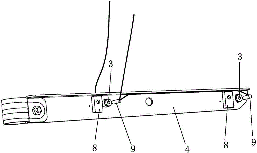 Thread-free alarming device and sewing machine