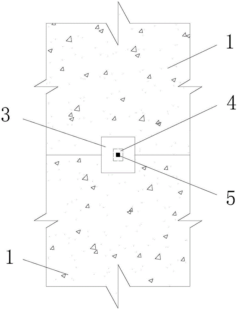 Replaceable device for monitoring water seepage of prefabricated assembly type subway station connectors