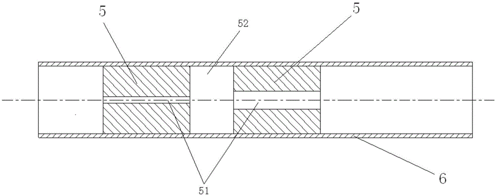 Serial two-way throttling stub pipe mechanism and throttling method thereof