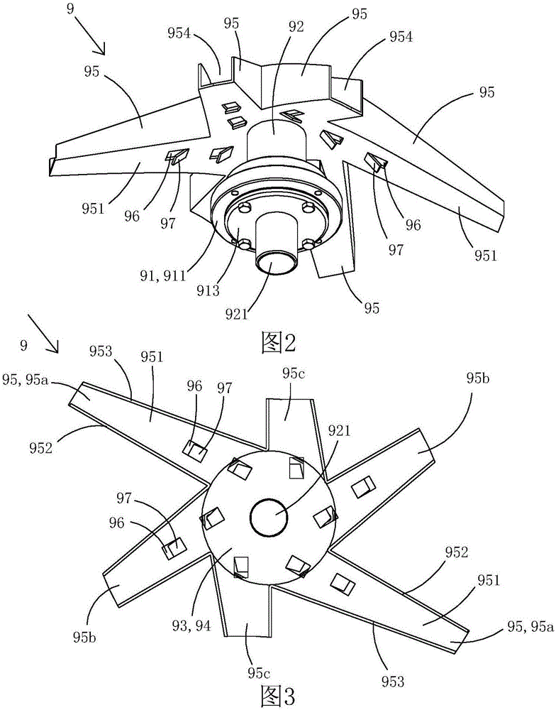 Self-rotating grain distribution device for granaries