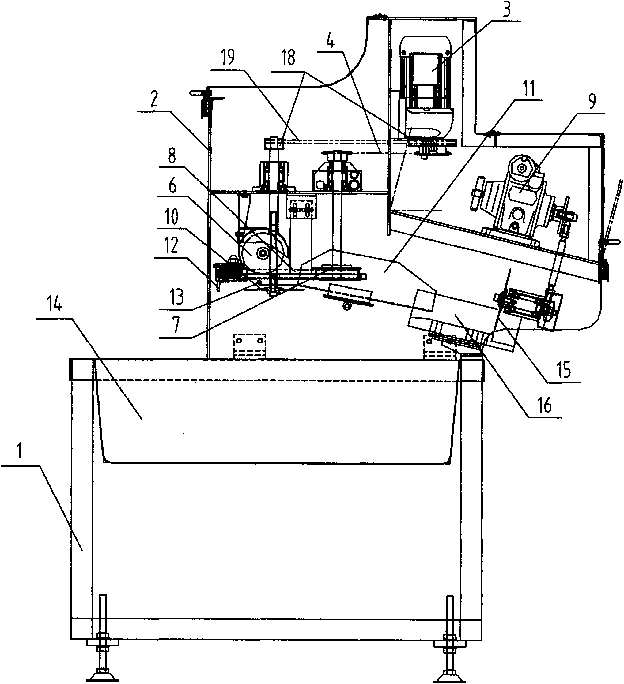 Automatic intestinal lavage machine for slaughtering animal