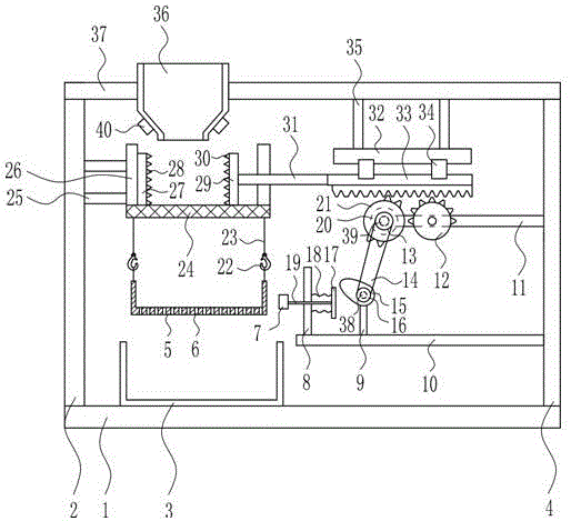 Gear type efficient crushing device for unformed fodder