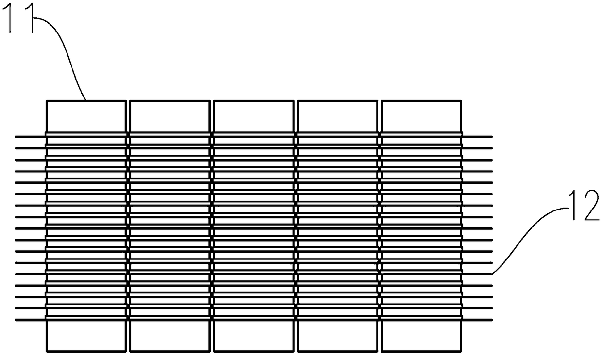 Fin perforation type cylindrical battery pack, battery pack assembly and battery pack array