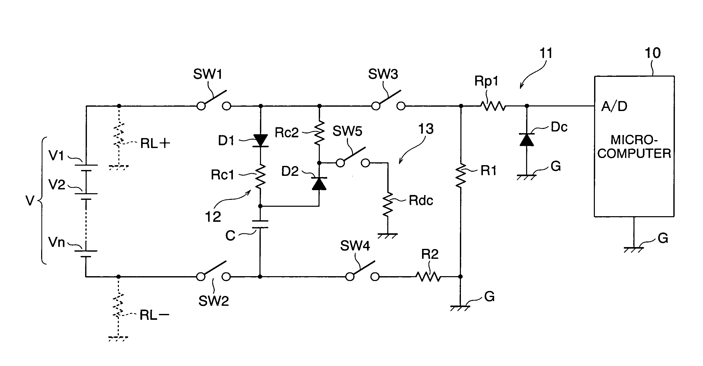 Voltage detecting apparatus