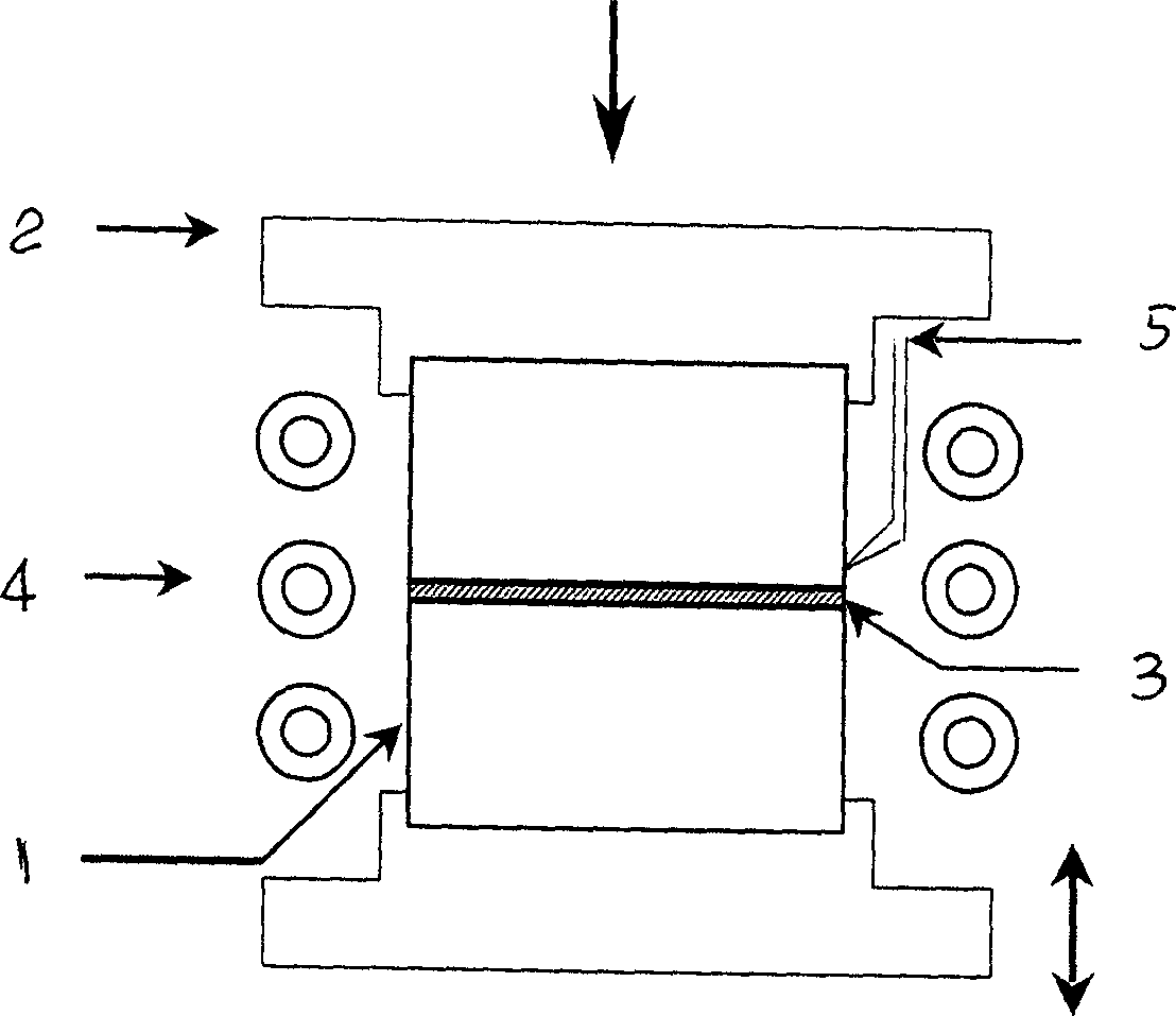 Filling composite welding flux vibrating liquid phase welding method for non-continuous strengthening aluminium base composite material